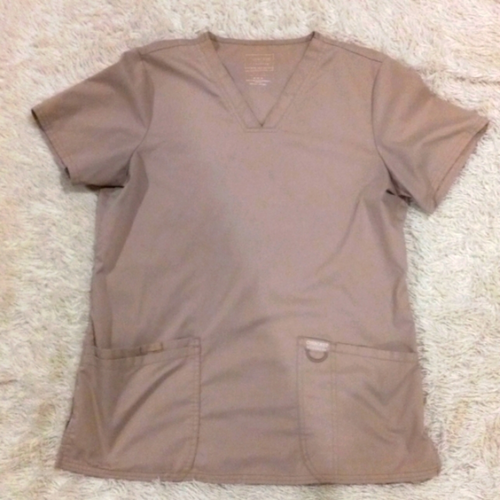 Womens Cherokee workwear scrub top.